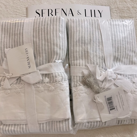 BNWT - 2 Danbury STANDARD SHAM - FOG - Picture 2 of 2